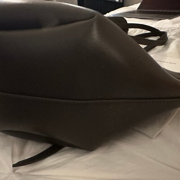 Charles & Keith Calla Tote Bag - Picture 6 of 16